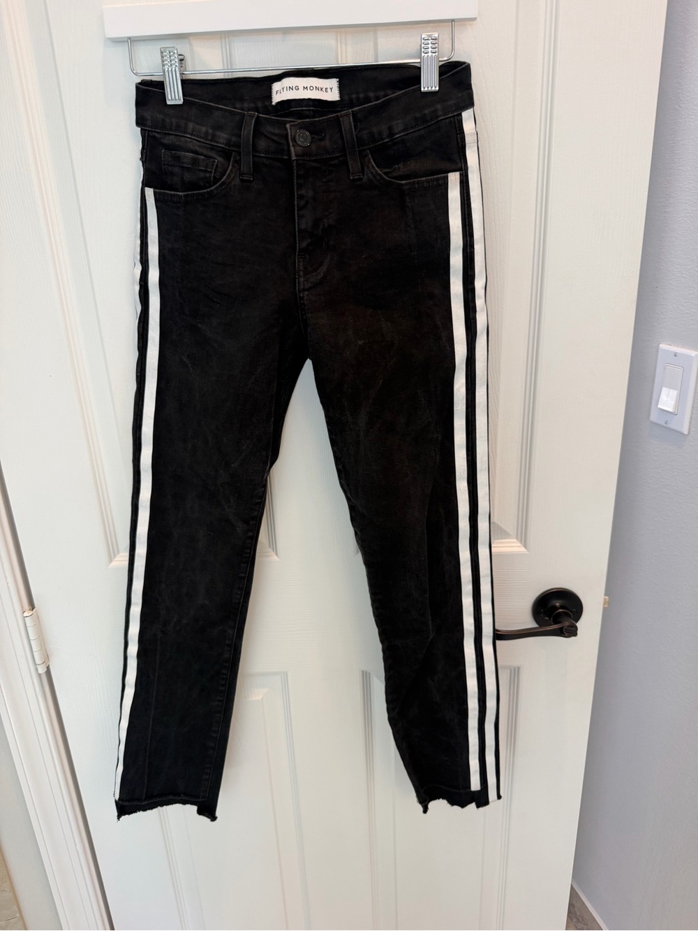 Flying Monkey Tuxedo Side Stripe Ankle Skinny Jeans 26